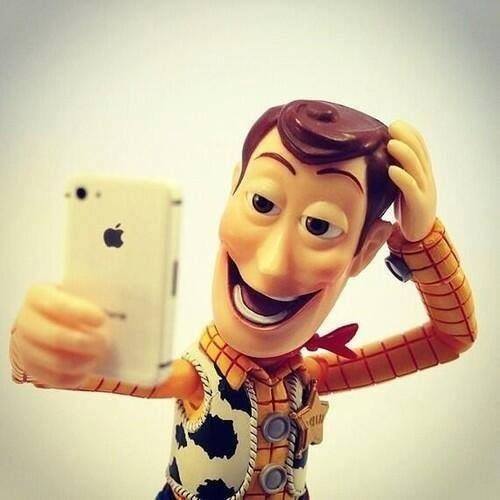 Selfie-Toy-Story-Woody