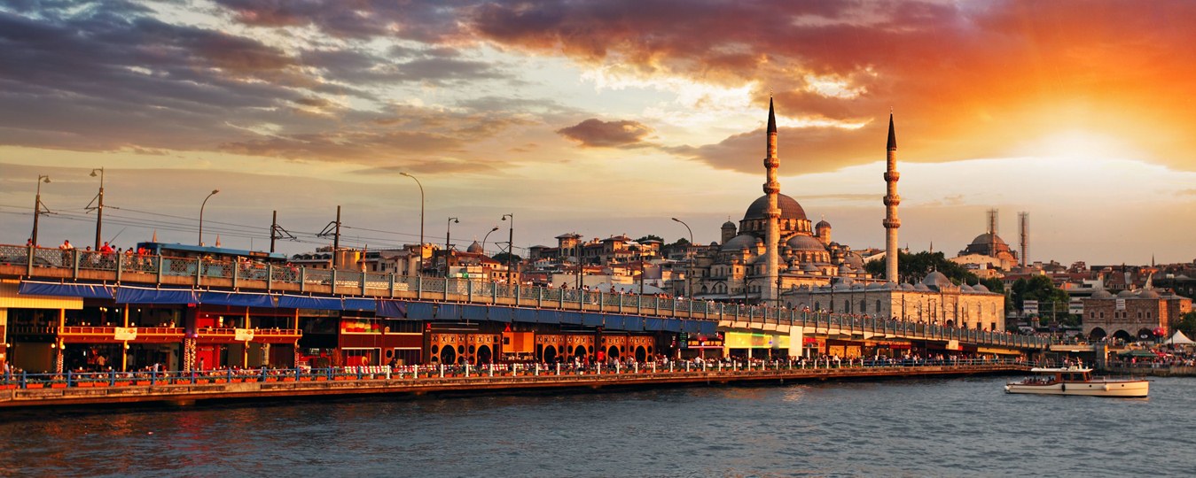 10 Historical Places Transformed Into Modern Cities